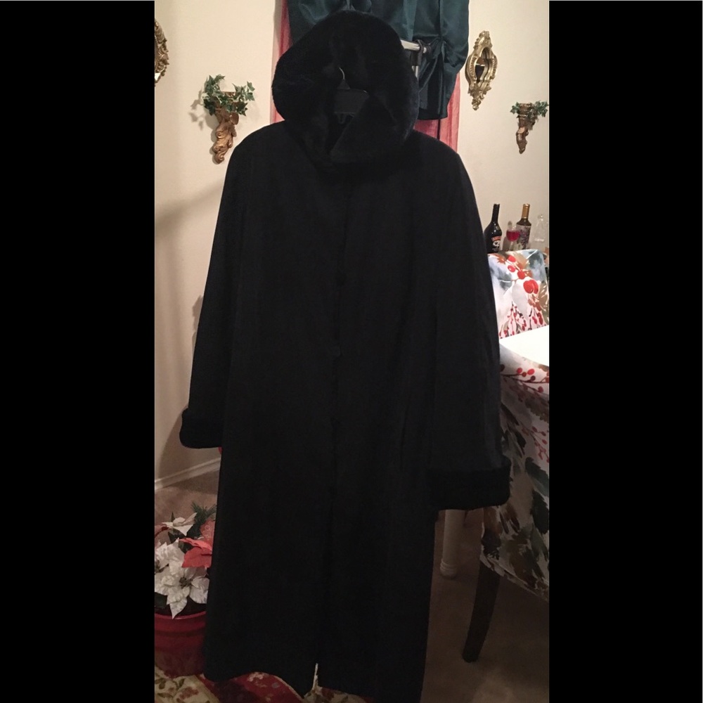Black Hooded/Cuff Faux Fur lined inside Trench Coat
